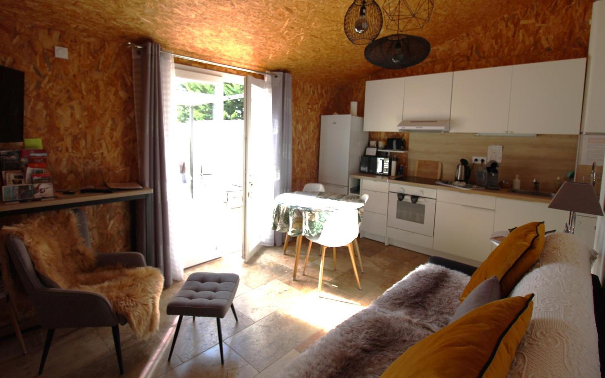 Les Bastidons De L'Isle - Le Saumane - 3 Etoiles Apartamento Exterior foto